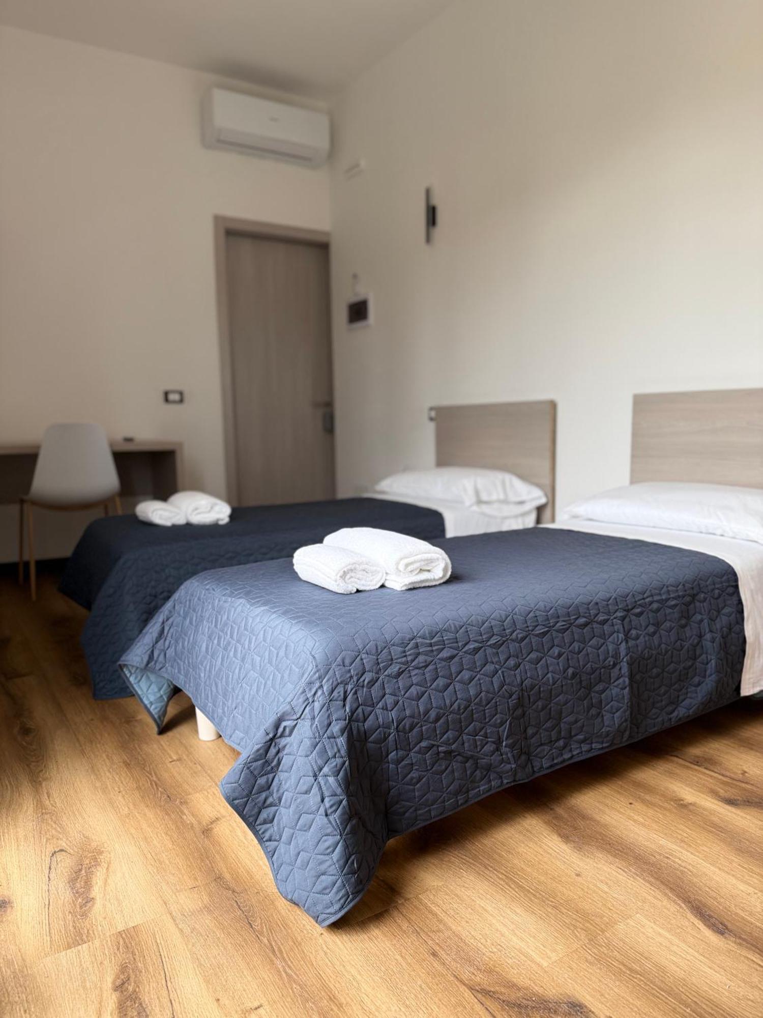 Infinity House - Eleganza Moderna Tra Treviso E Venezia Hotel Casier Exterior photo